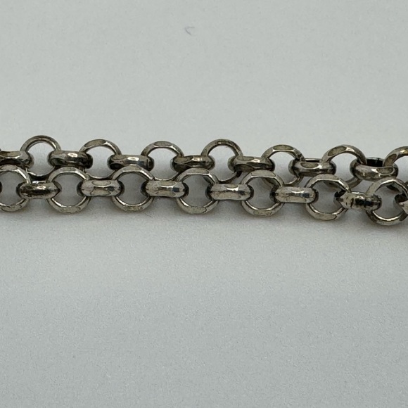 GUCCI Double G Key Necklace - Picture 13 of 15